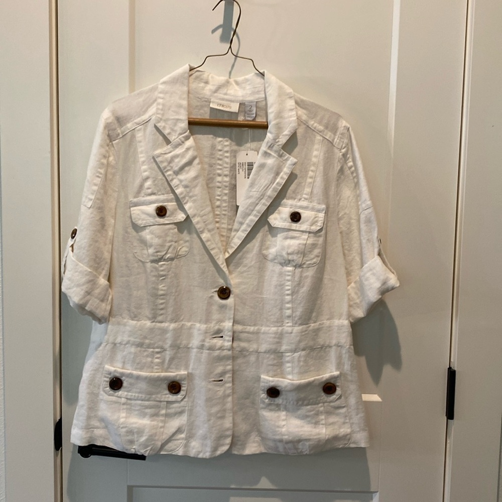 Chico’s Easy Expedition Emmylou Jacket.  Optic White.  Multiple Pockets on Front